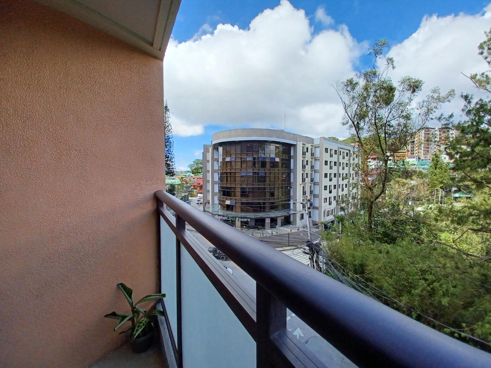 Gabs Cozyhomes At Megatower IV Condo, City Center Baguio Багио Экстерьер фото